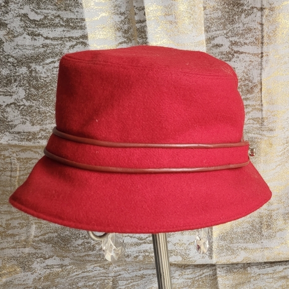 Coach red wool bucket hat size M/L - Picture 3 of 6